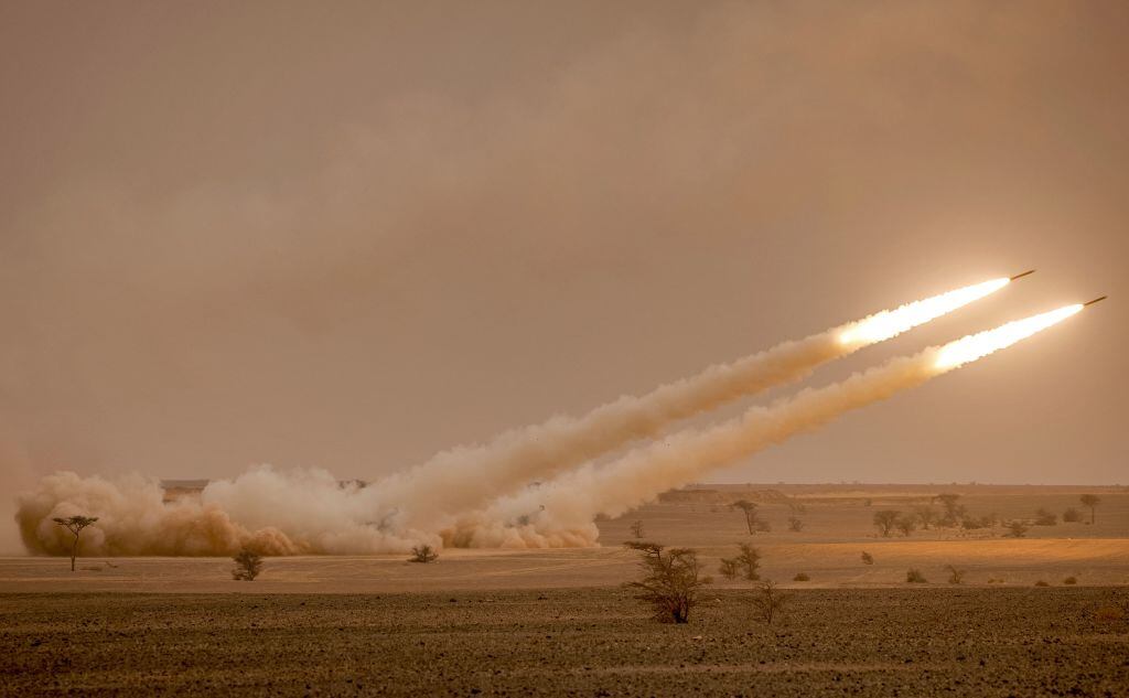 Ensayo del High Mobility Artillery Rocket System de Estados Unidos