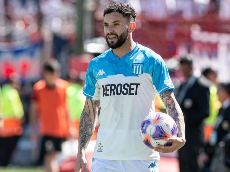 Se vuelve a Chile: Eugenio Mena apunta a Racing y hay avances para su firma por la UC