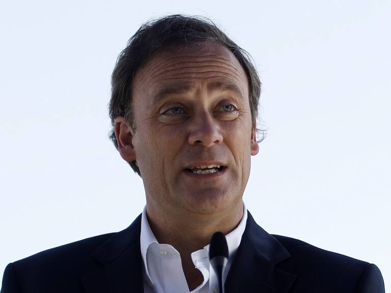 16 de Octubre de 2020/SANTIAGO El ministro de Vivienda y Urbanismo, Felipe Ward, entrega un balance del plan de recuperacin de infraestructura urbana y espacios pblicos ÒRecuperemos ChileÓ, afectados durante el ltimo tiempo por actos de vandalismo en la Regin Metropolitana.
FOTO:CRISTOBAL ESCOBAR/AGENCIAUNO