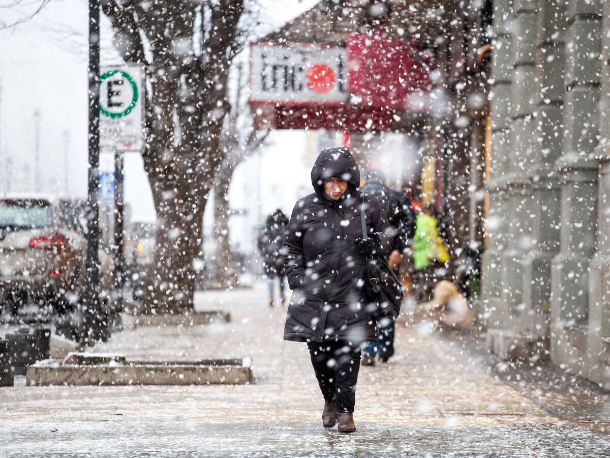 Tercer sistema frontal llega a Chile con lluvias y nieve: revisa dónde y cuánto lloverá el fin de semana