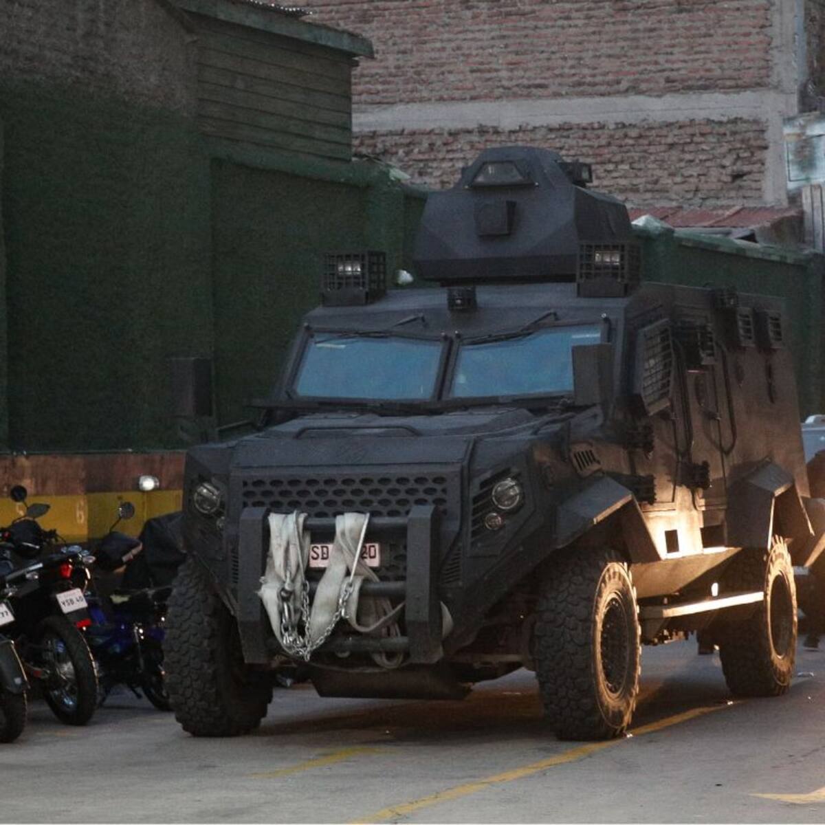 Al menos una decena de detenidos: las imágenes del masivo operativo en Independencia por secuestros