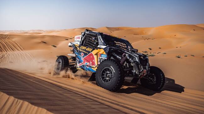 Chaleco López cede el liderato de la penúltima etapa del Rally Dakar 2023 por ayudar a un piloto