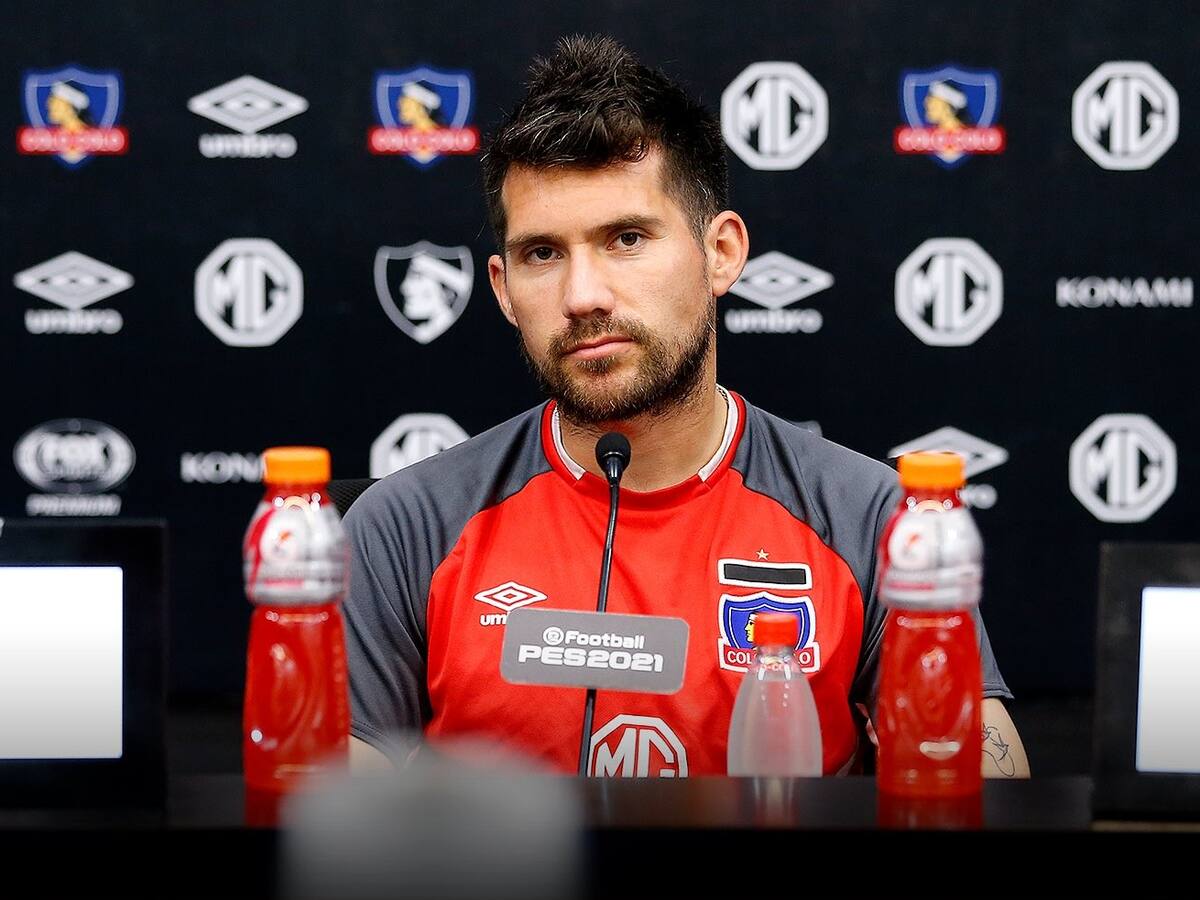 César Fuentes tras la victoria ante Peñarol: «Obviamente por ser Colo Colo todos nos quieren ver mal»