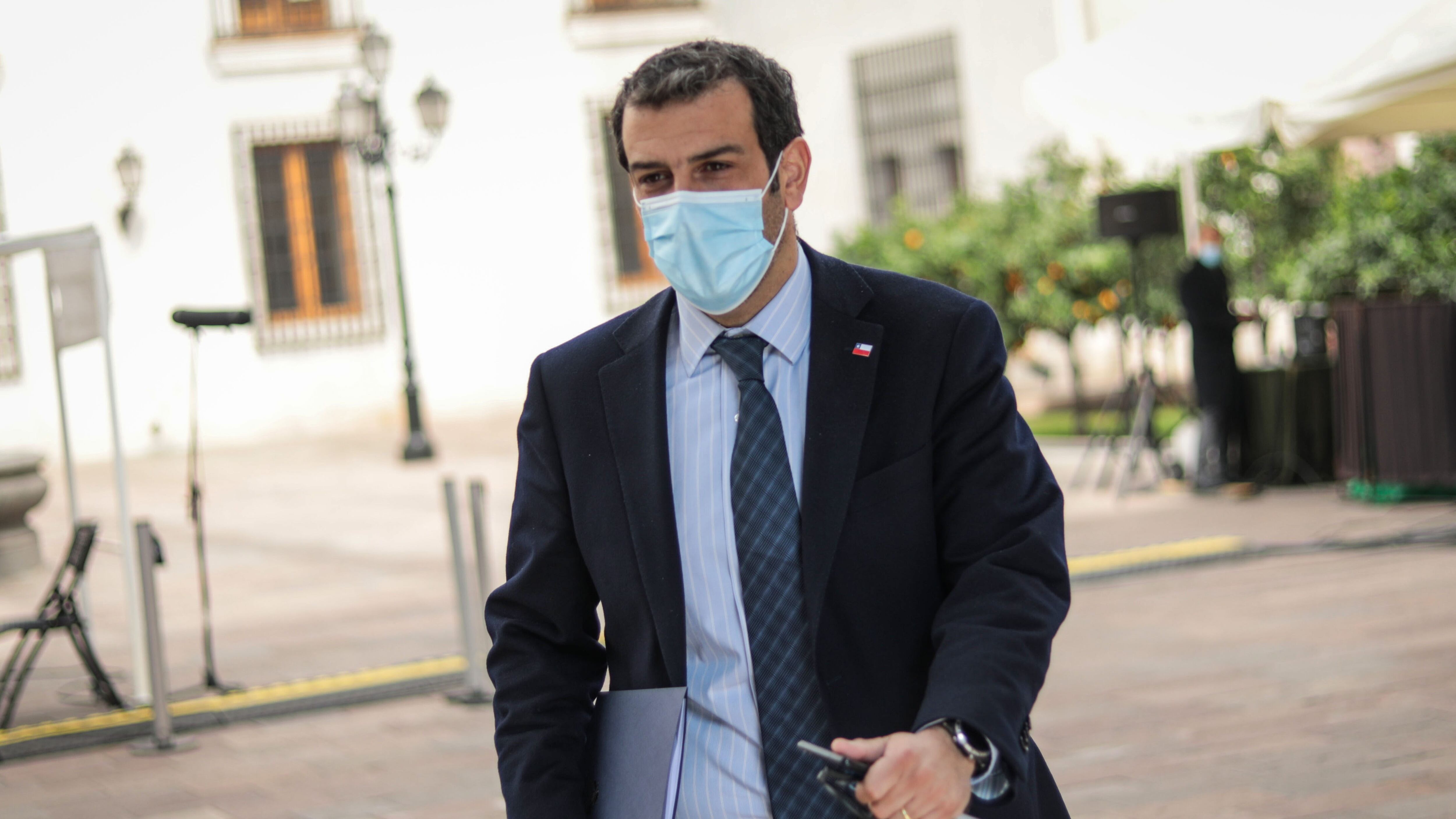 Delgado habló con bancadas para que "no prospere" el cuarto retiro