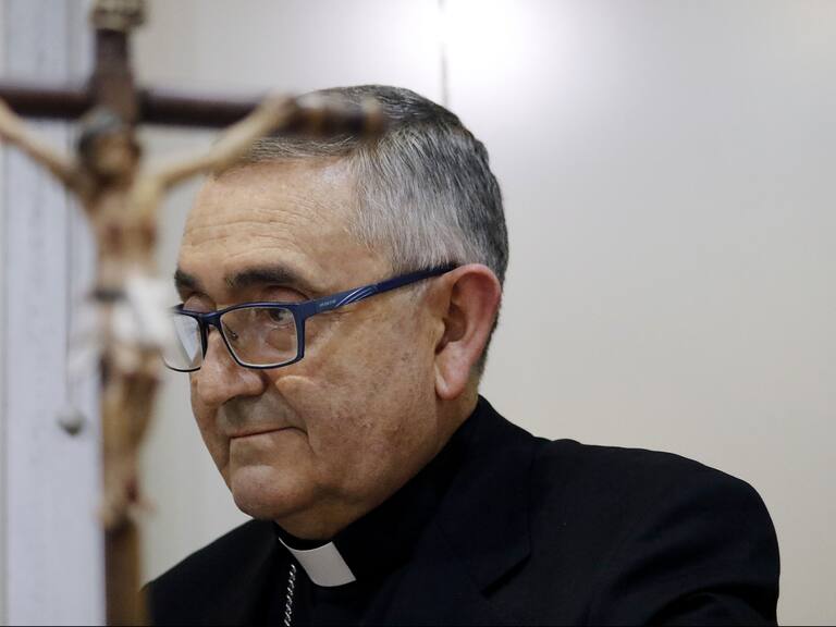 09 DE OCTUBRE DE 2018/SANTIAGOEl obispo presidente del Área Educación de la Conferencia Episcopal de Chile, mons. Héctor Vargas, junto a la presidenta del Consejo Nacional de Prevención de Abusos y Acompañamiento a Víctimas, y al director del Área Educación, dan a conocer el plan de implementación del catastro nacional, sobre el estado de aplicación de las Líneas Guía "Cuidado Esperanza", de la CECh, en los diversos establecimientos educacionales vinculados a la Iglesia
FOTO: LEONARDO RUBILAR CHANDIA/AGENCIAUNO