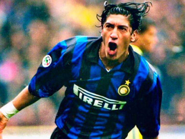 Iván Zamorano reveló que otro jugador chileno llegaría al Inter de Milán en junio