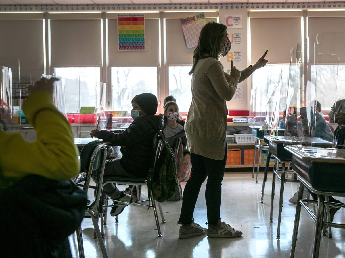 Lo Barnechea: Colegio despidió a profesora tras filtración de audio en el que expuso problemas por las clases presenciales