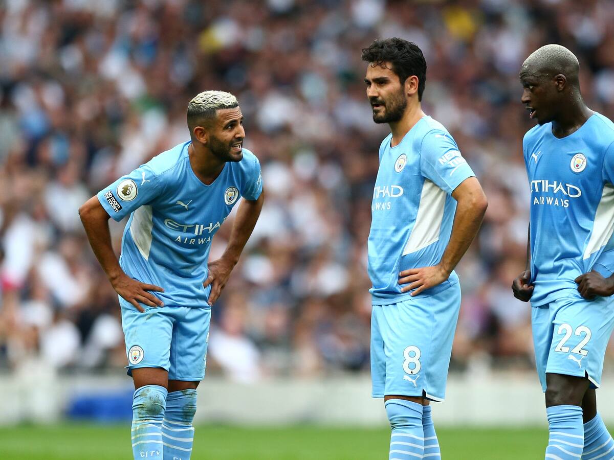 Manchester City suspende a un jugador del primer equipo tras ser acusado de cuatro cargos de violaciones y agresión sexual