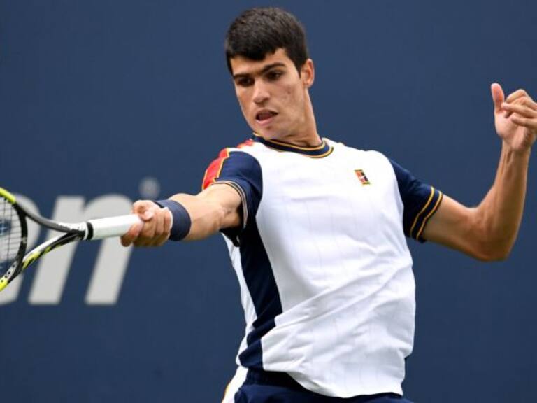 El juvenil Carlos Alcaraz dio el batacazo en el US Open derrotando a Stefanos Tsitsipas en el tie break del quinto set