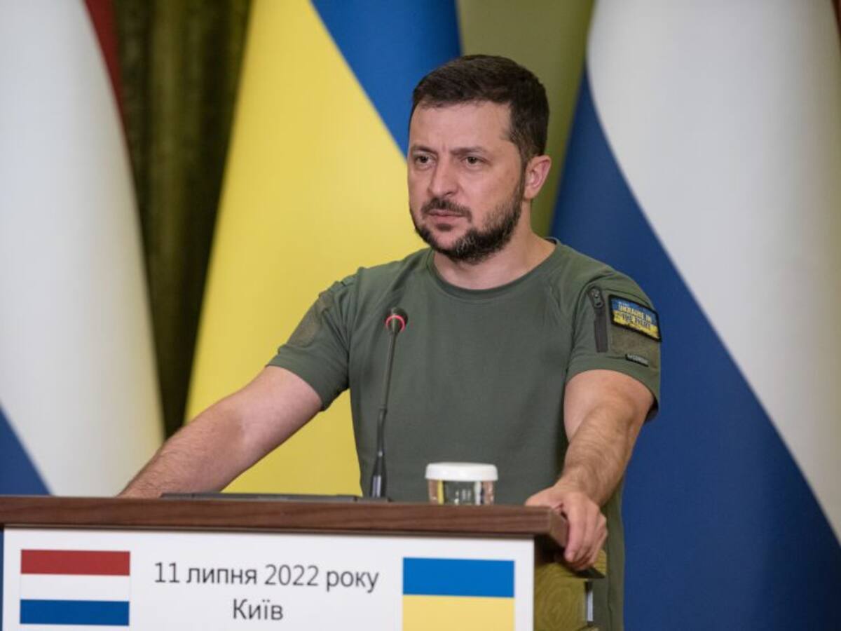 Guerra: Zelenski destituye a dos altos cargos en Ucrania