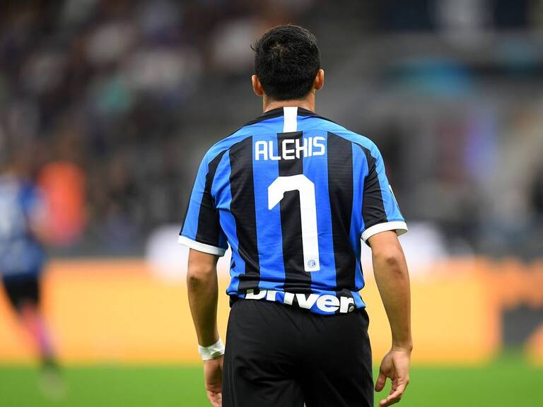 ¿Descartado para lo que queda? Prensa italiana especuló sobre el estado físico de Alexis Sánchez