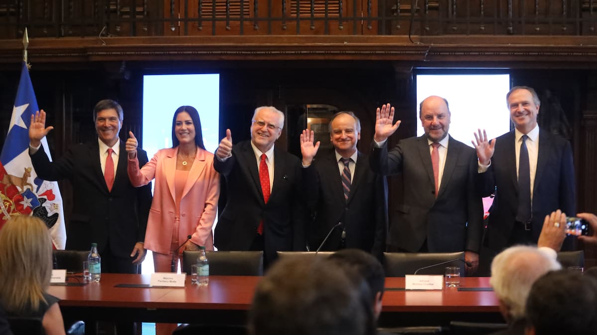 Chile concreta un hito histórico: se materializa NovaAndino, la sociedad conjunta Codelco-SQM para explotar el litio