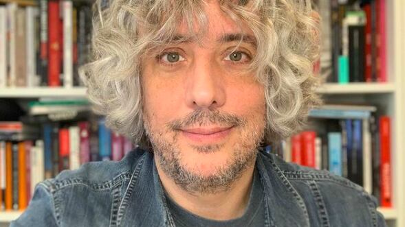 Chascas Valenzuela estará vinculado a Netflix por tres años