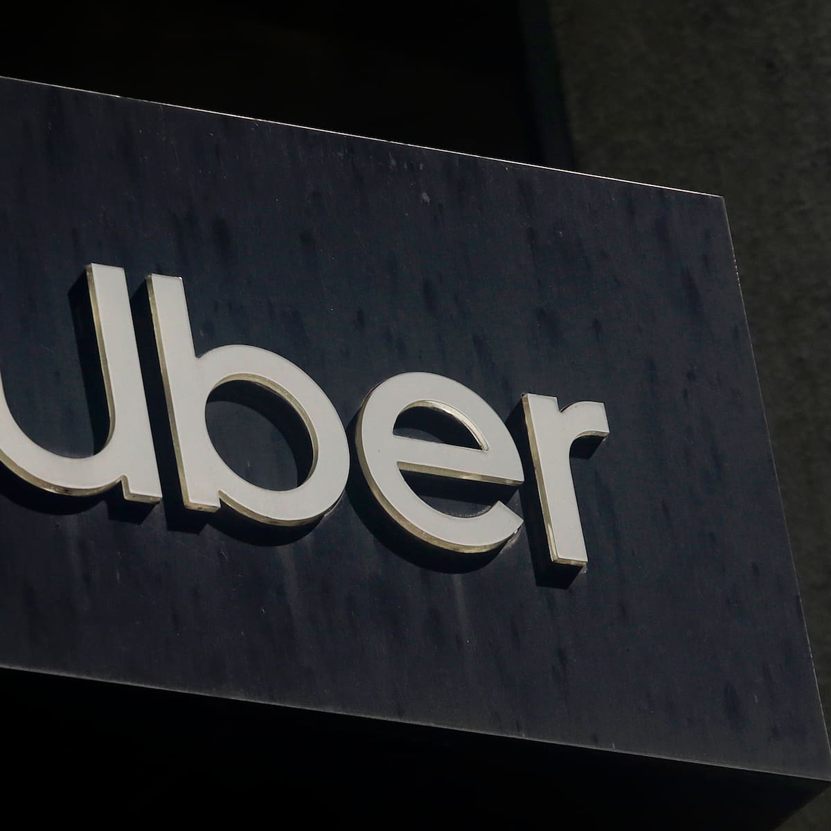 Uber compra la matriz de PedidosYa: ¿qué sucederá con los usuarios en Chile?