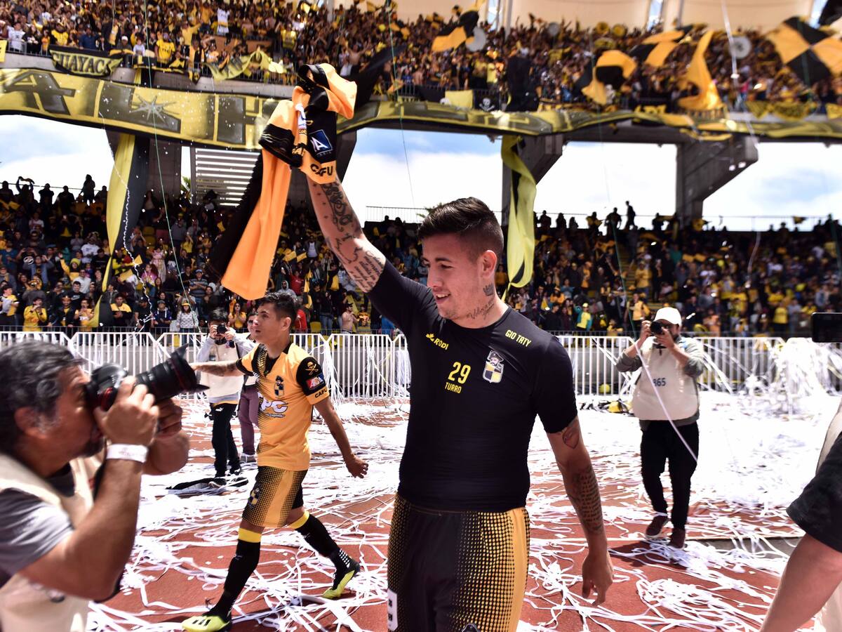 ¡Un año sin jugar! FIFA castiga a Rodrigo Holgado, campeón con Coquimbo, por falsificación de documentos