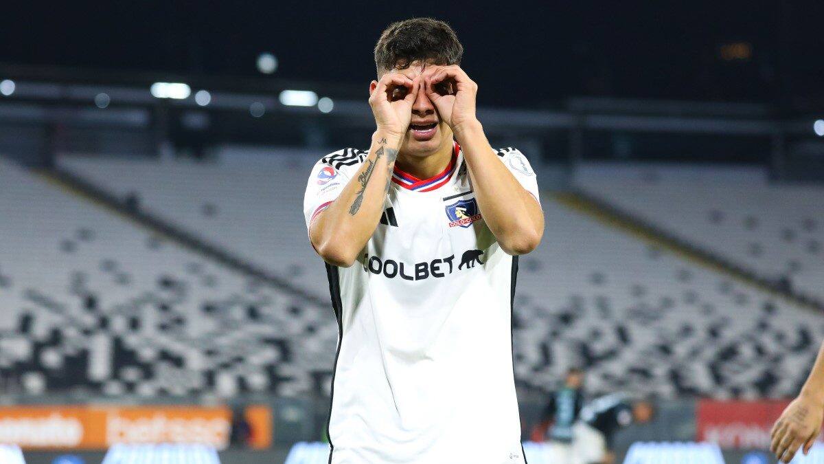 «Mucha fuerza ‘Flecha'»: Colo Colo confirmó grave lesión de Alexander Oroz
