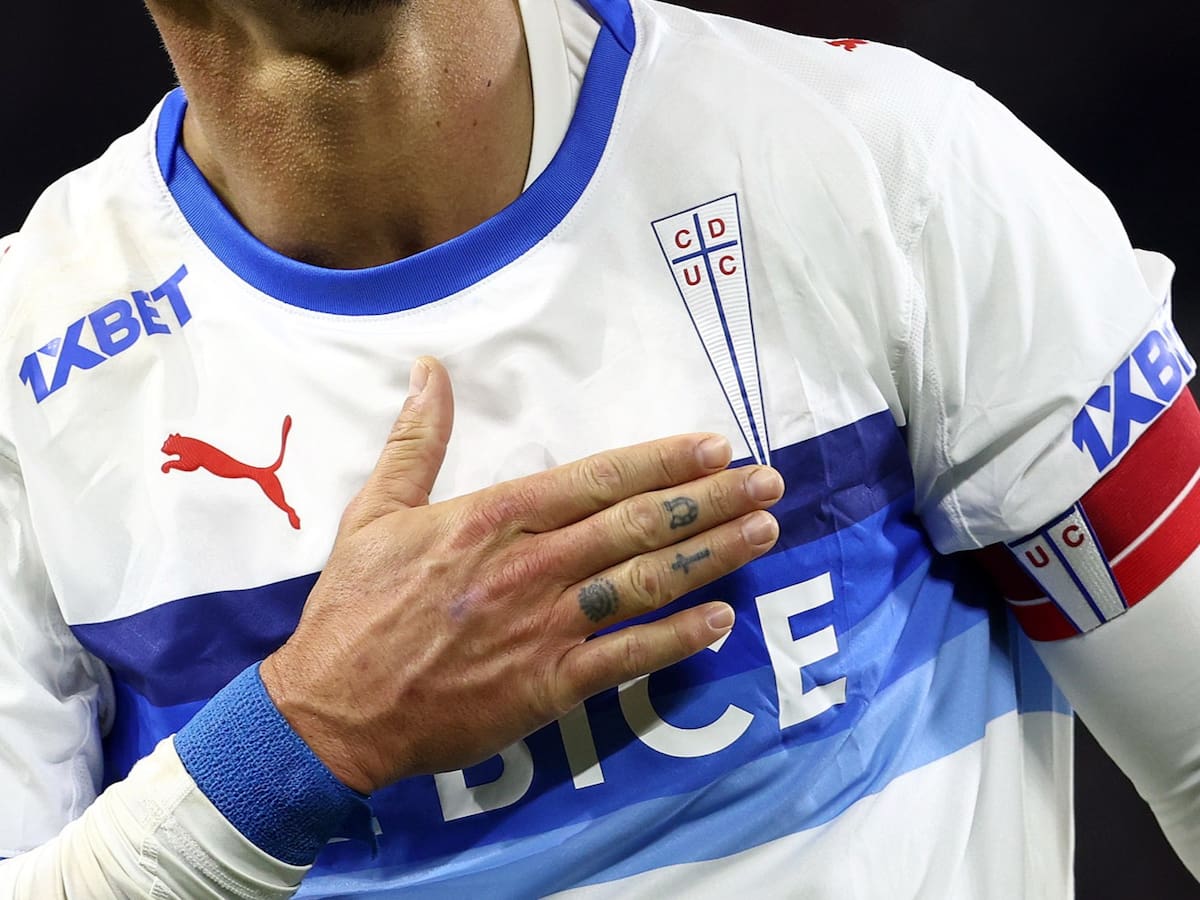 La UC lanza nueva camiseta de edición especial: “Un homenaje a todos los caballeros cruzados”