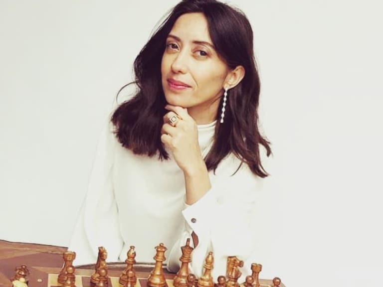 Damaris Abarca, pentacampeona chilena de ajedrez, arremete contra federación por falta de apoyo económico para jugar continental