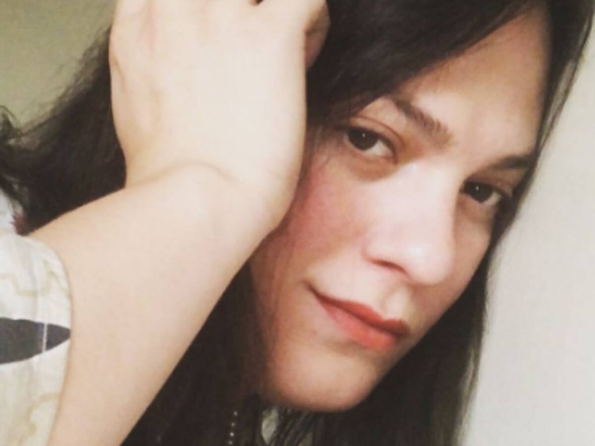 «Es la noche de Navidad»: Daniela Vega compartió tierna fotografía de su niñez