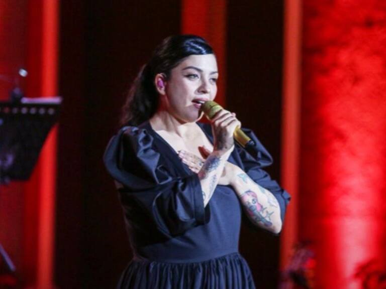 «Me van a censurar»: Mon Laferte estuvo cerca de cambiar la letra de una canción en Olmué 2023