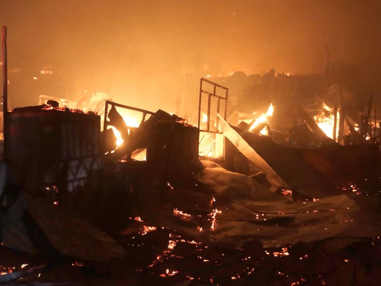 Detienen a hombre acusado de provocar focos de incendio en Punta de Parra: tenía droga y violó el toque de queda