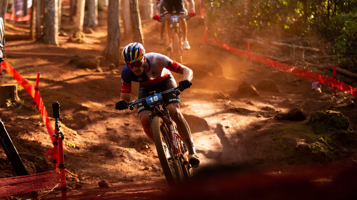 Martín Vidaurre se corona campeón nacional de ciclismo cross country