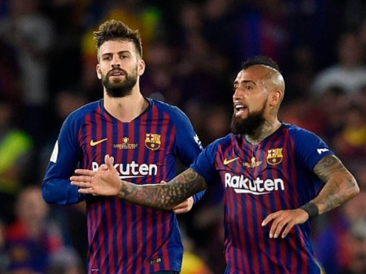 «Esto lo decía Arturo Vidal»: Piqué recuerda al volante chileno tras escuchar inesperado insulto del Kun Agüero