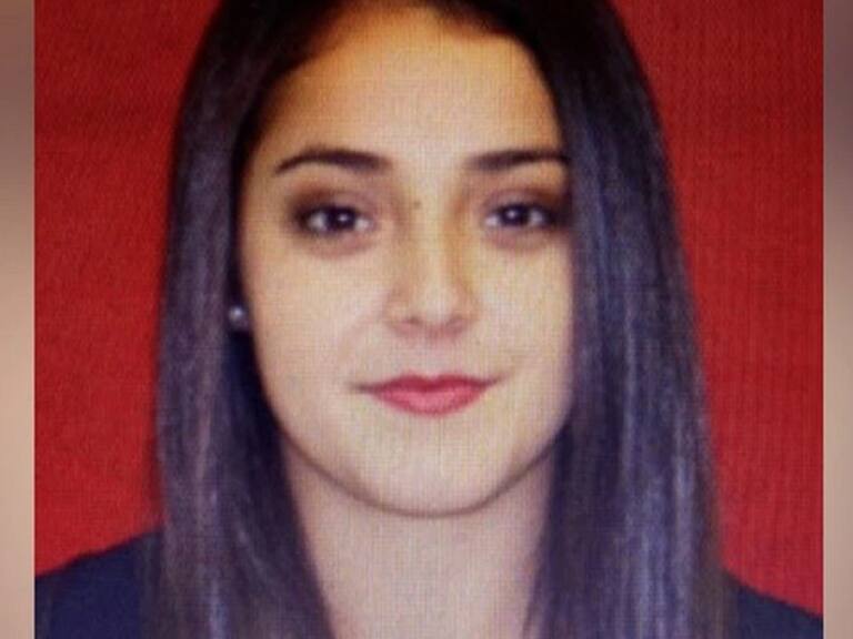 Familiares de PDI asesinada Valeria Vivanco se manifestaron en la Parada Militar