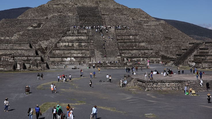 Pánico en Teotihuacán: disparos desde la Pirámide de la Luna dejan dos muertos y escenas de caos entre turistas