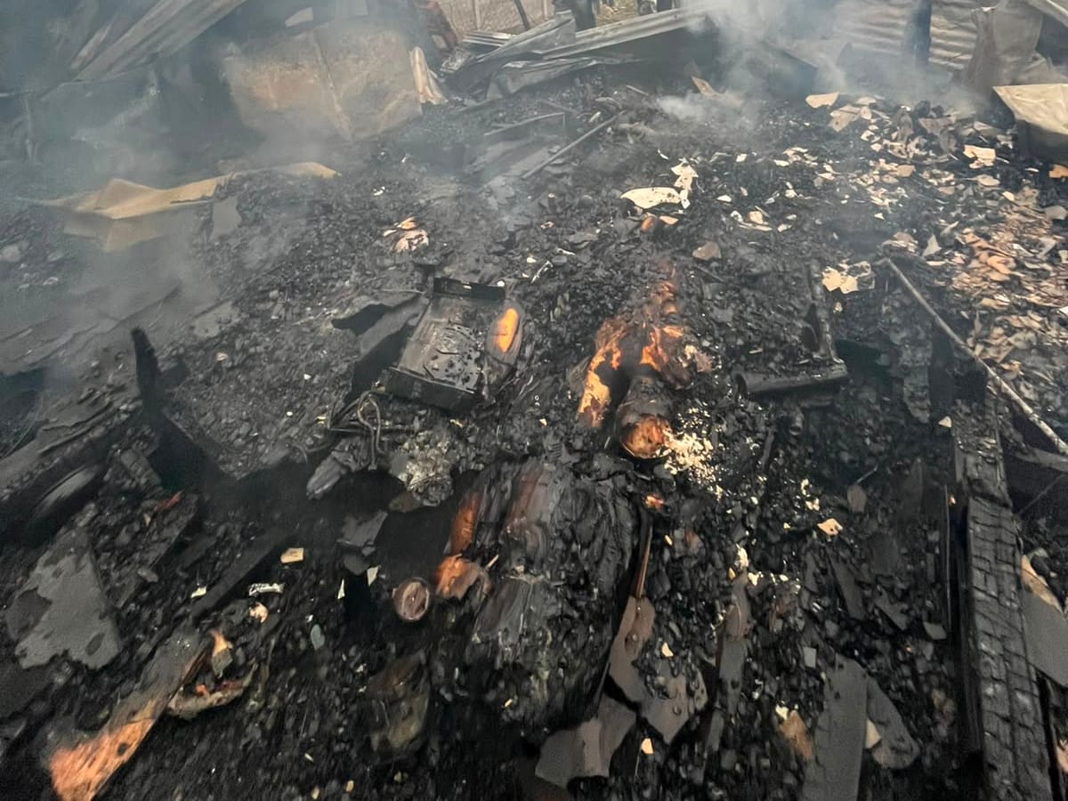 Tragedia en Mostazal: dos adultos mayores mueren en incendio que destruyó una vivienda