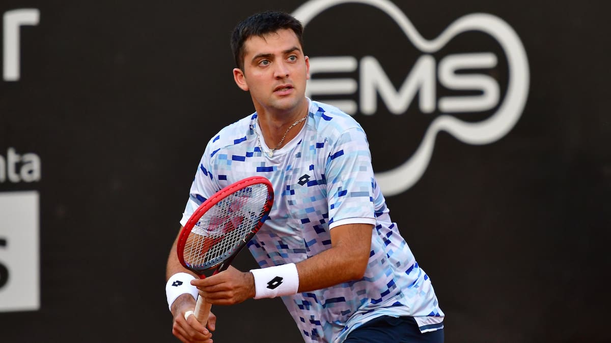 Duelo de chilenos en Brasil se definió con un infartante súper tie-break: Tomás Barrios volvió a festejar