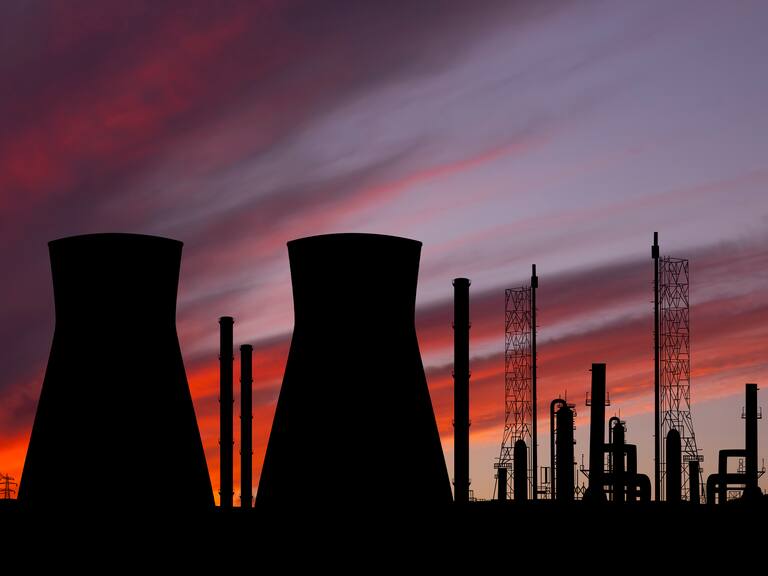 Las imágenes del incendio en la central nuclear de Zaporizhzhia, la más grande de Europa