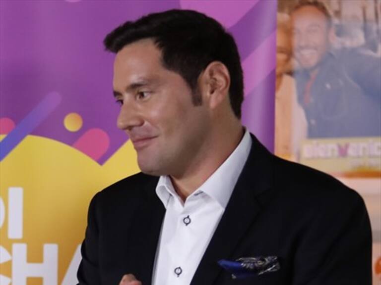 Francisco Saavedra terminó sin ropa durante grabación de Lugares que Hablan