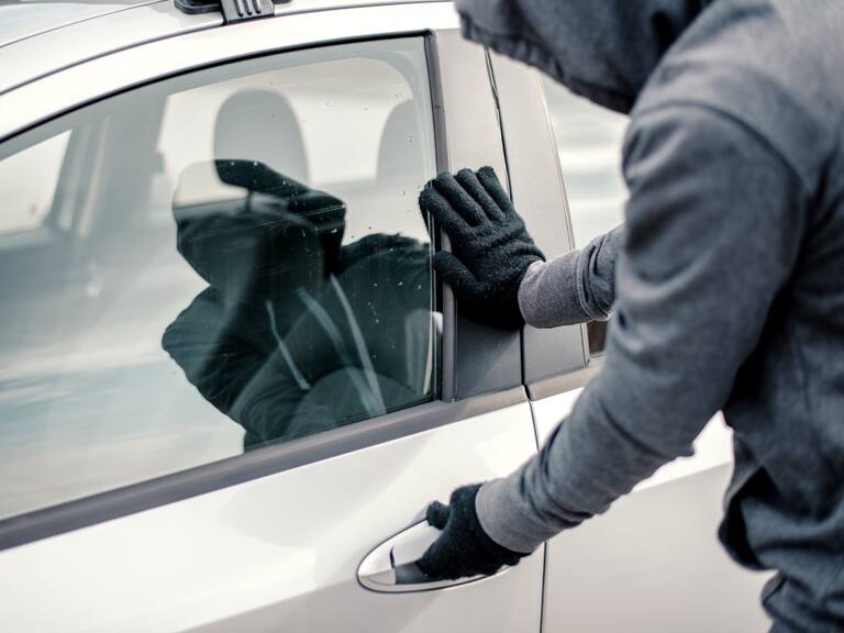 Es más simple de lo que crees: así puedes evitar que tu auto sea robado con un inhibidor de señal