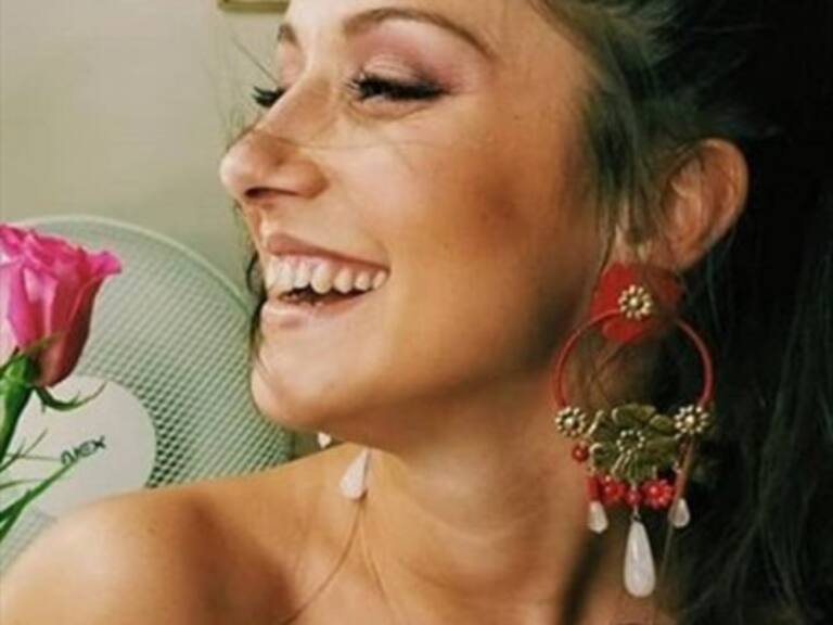 Teoría de youtuber chileno asegura que Denise Rosenthal es otaku y fan de JoJo’s Bizarre Adventures