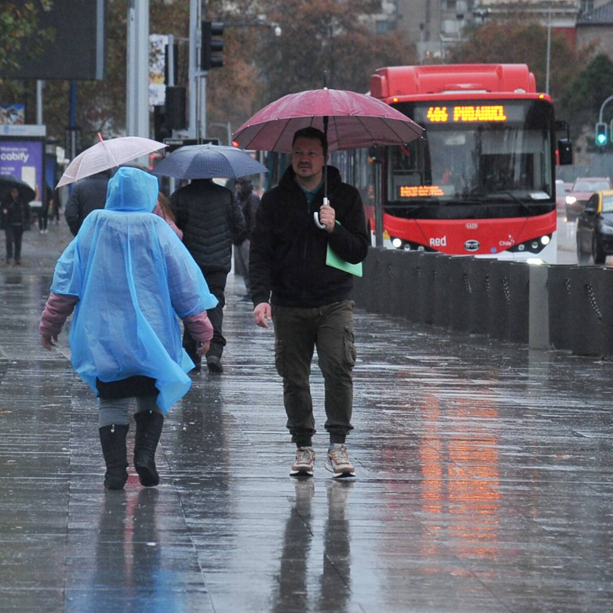 ¿A qué hora llueve en Santiago? El pronóstico del tiempo para hoy viernes en la región Metropolitana