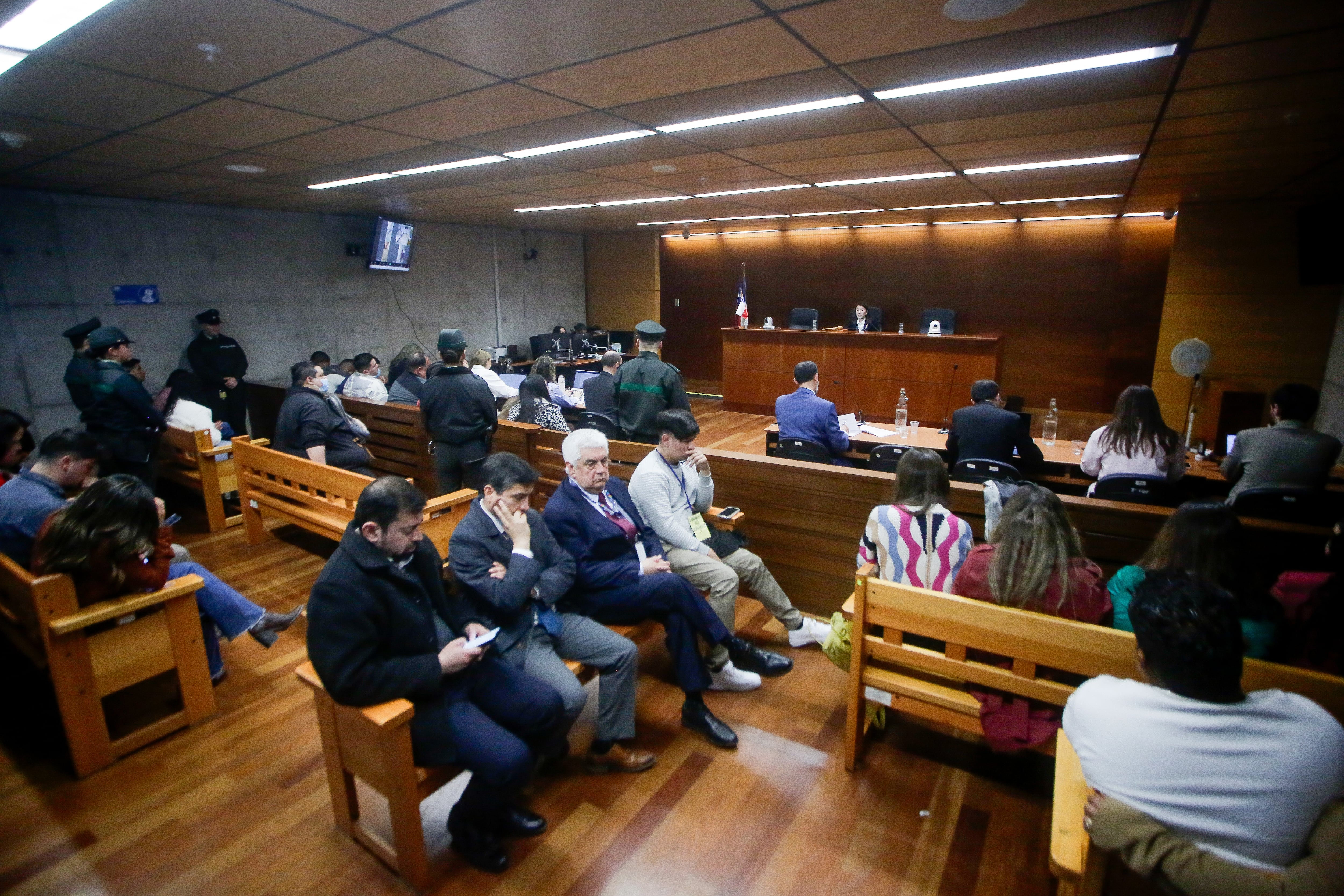 Audiencia de lectura de sentencia contra acusados de emisión masiva de licencias médicas fraudulentas