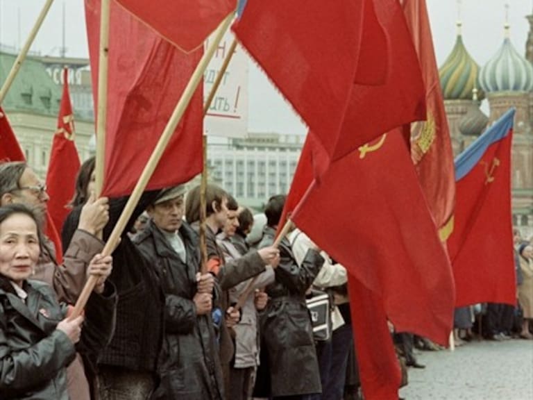 Número de rusos que extrañan la Unión Soviética llegó a su nivel más alto en diez años