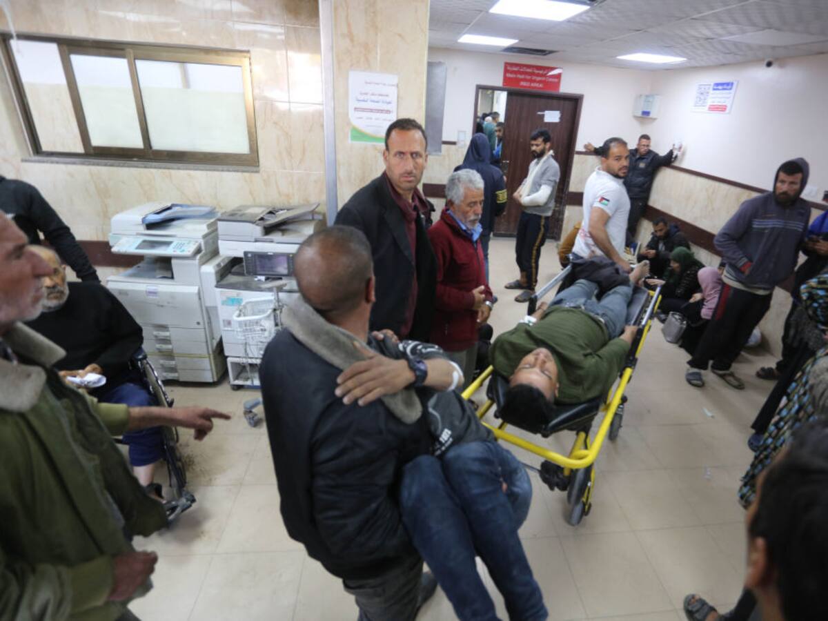 Israel asalta con sus militares el hospital Naser en la Franja de Gaza