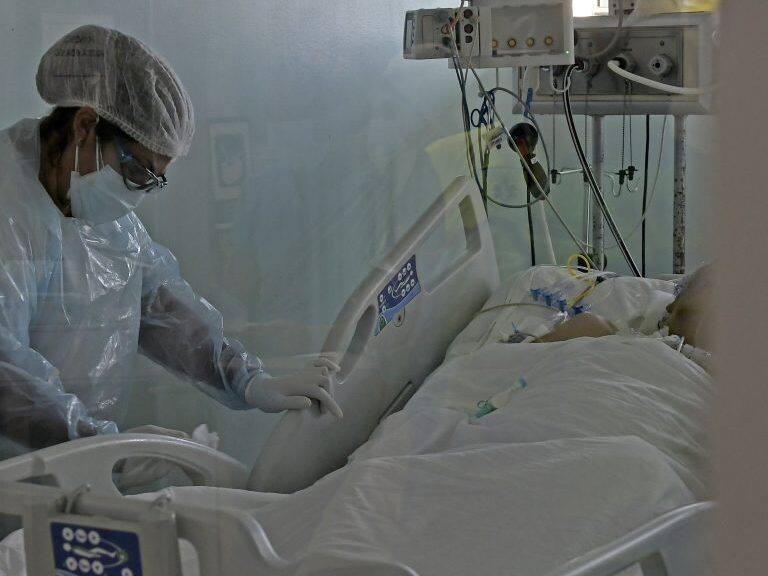 Balance Minsal 11 de noviembre: se reportaron 2.833 nuevos contagios y casos activos superaron los 14 mil