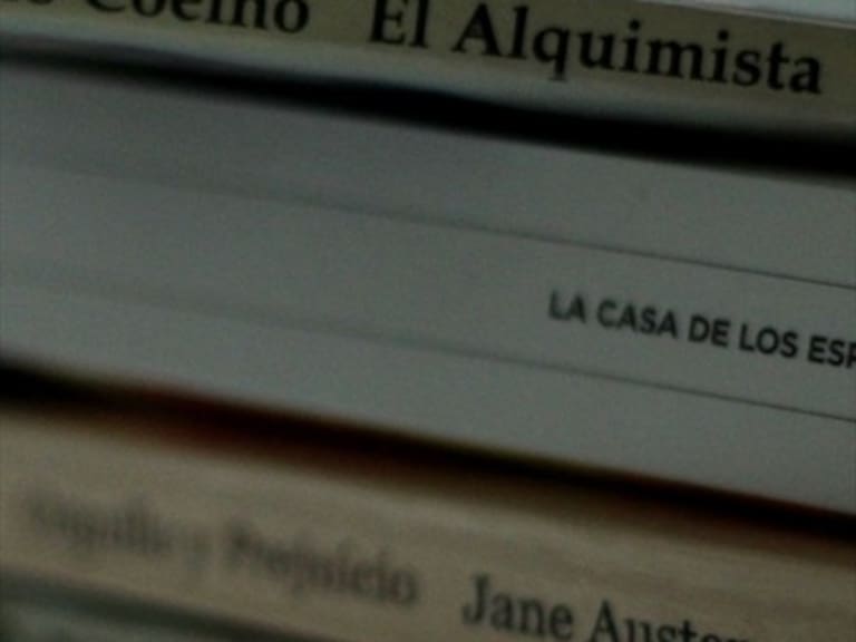 Jueza peruana condenó a dos ladrones de celulares a leer «El Alquimista» de Paulo Coelho
