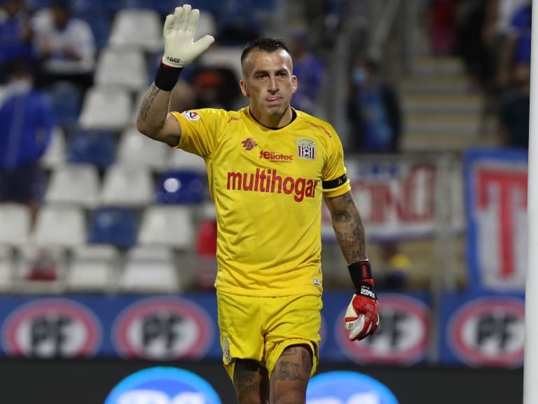 Fabián Cerda y su presente en Curicó Unido: "Ha sido el mejor año de mi carrera"