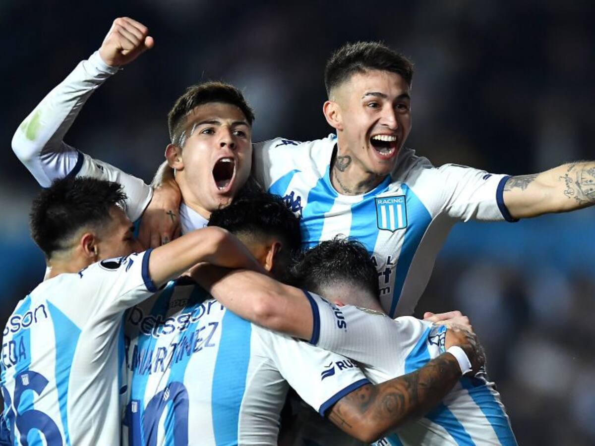 Gabriel Arias fue titular en épica clasificación de Racing ante Atlético Nacional en Copa Libertadores