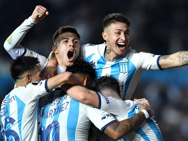 Gabriel Arias fue titular en épica clasificación de Racing ante Atlético Nacional en Copa Libertadores