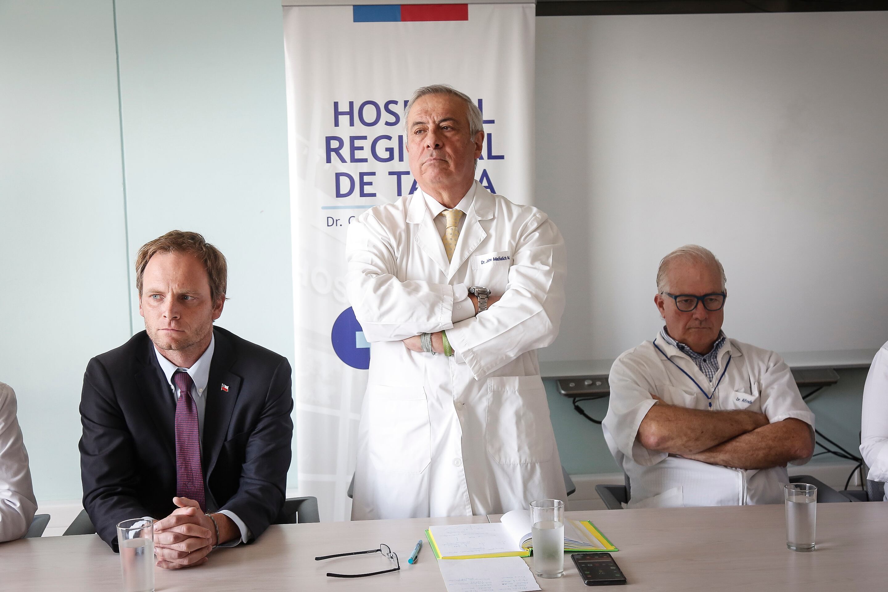 El punto de prensa encabezado por el entonces ministro de Salud, Jaime Mañalich, en el que se informó del primer caso de Covid-19. Foto: Agencia Uno