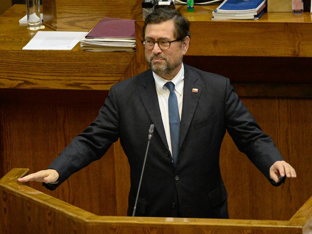 Canciller frente a interpelación por dichos de embajador de EE.UU: “Las políticas las define Chile”
