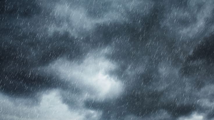 Sistema frontal en Antofagasta y Atacama: se registran lluvias, tormentas eléctricas y fuertes vientos