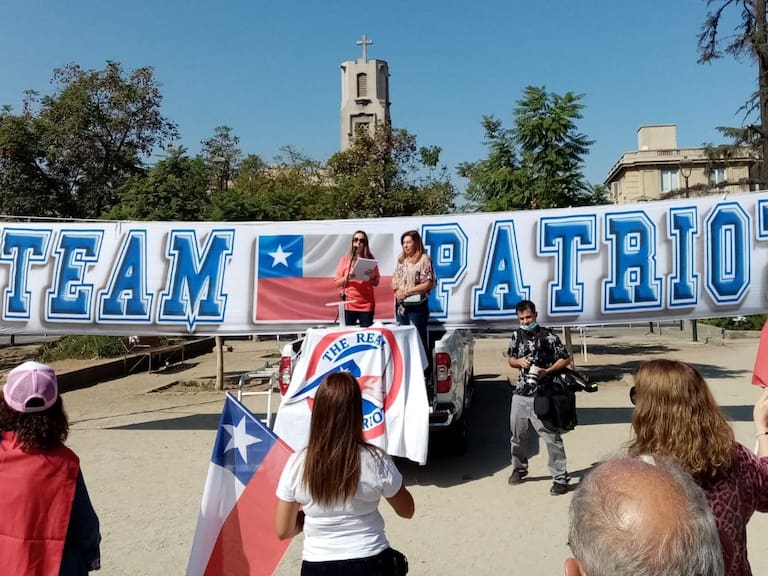 Marcha por el Rechazo a una nueva Constitución se reúne en Providencia