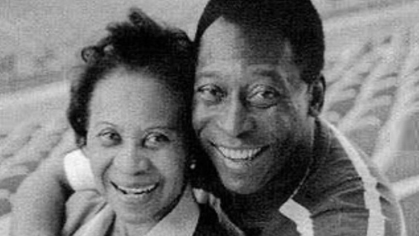 Pelé madre