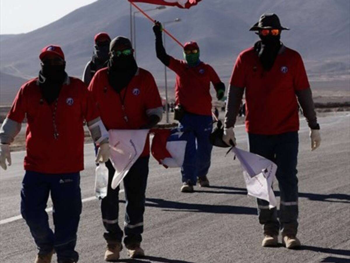 Minera Escondida: Trabajadores no lograron acercamiento y alistan huelga